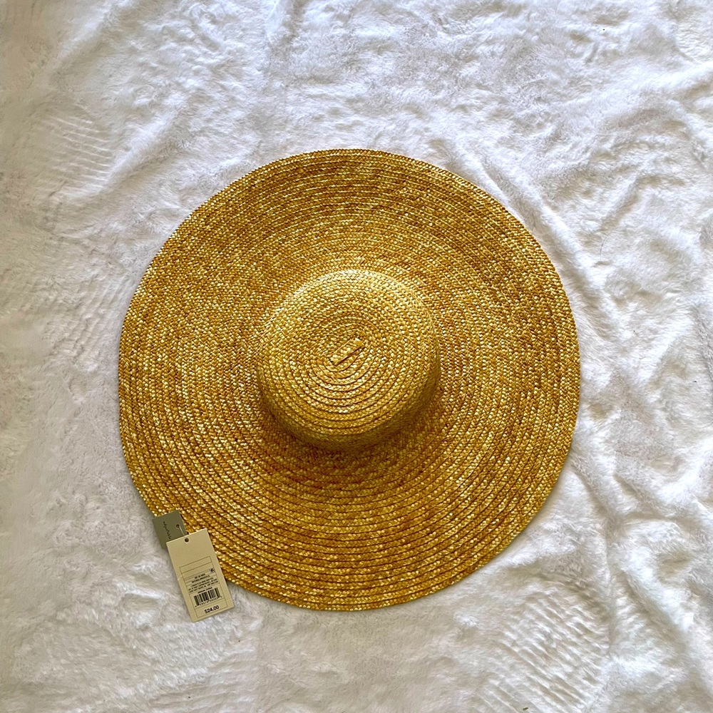 NWT women’s beached hat color tan - Picture 1 of 2